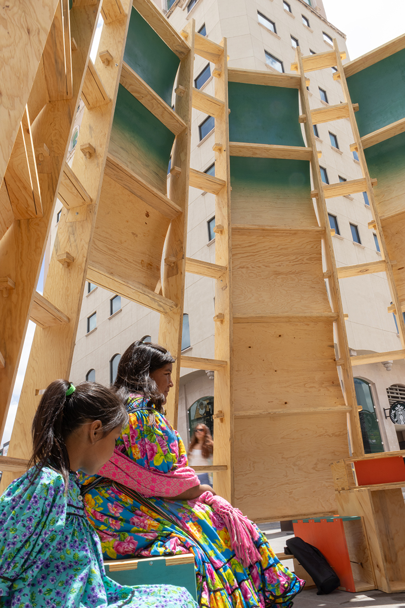 digitally fabricated plywood pavilion creates shaded curved refuge in chihuahua - 8