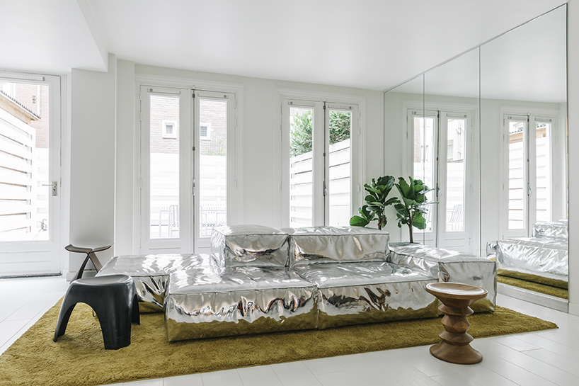 mirrors, ribbed glass, and light boxes open up a narrow amsterdam townhouse - 3