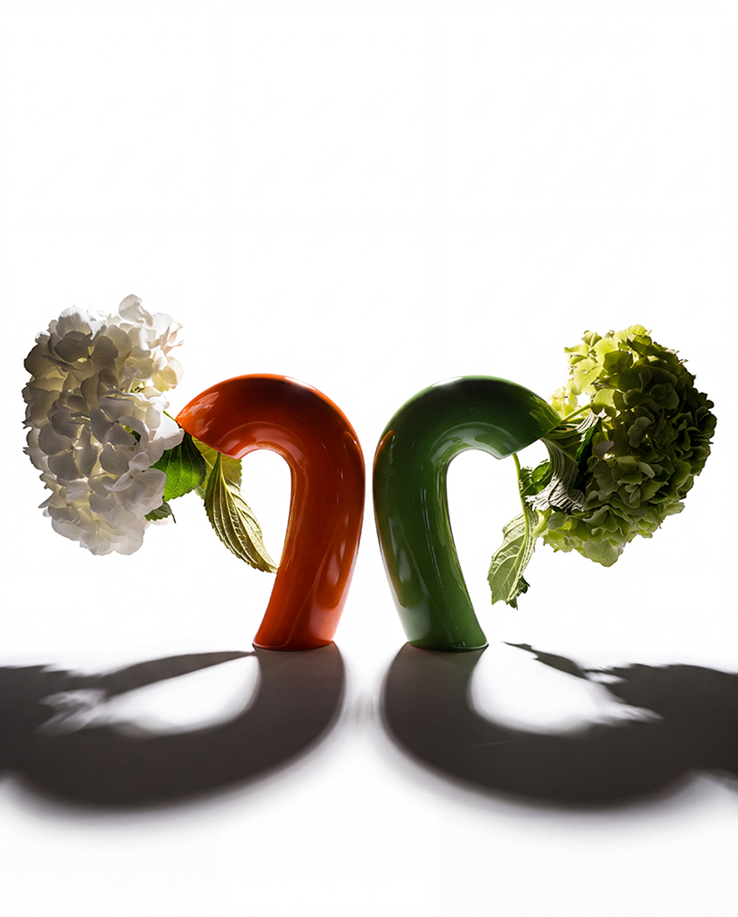 vita vase by houbi follows the full arc of a flowers life even as petals fall 5