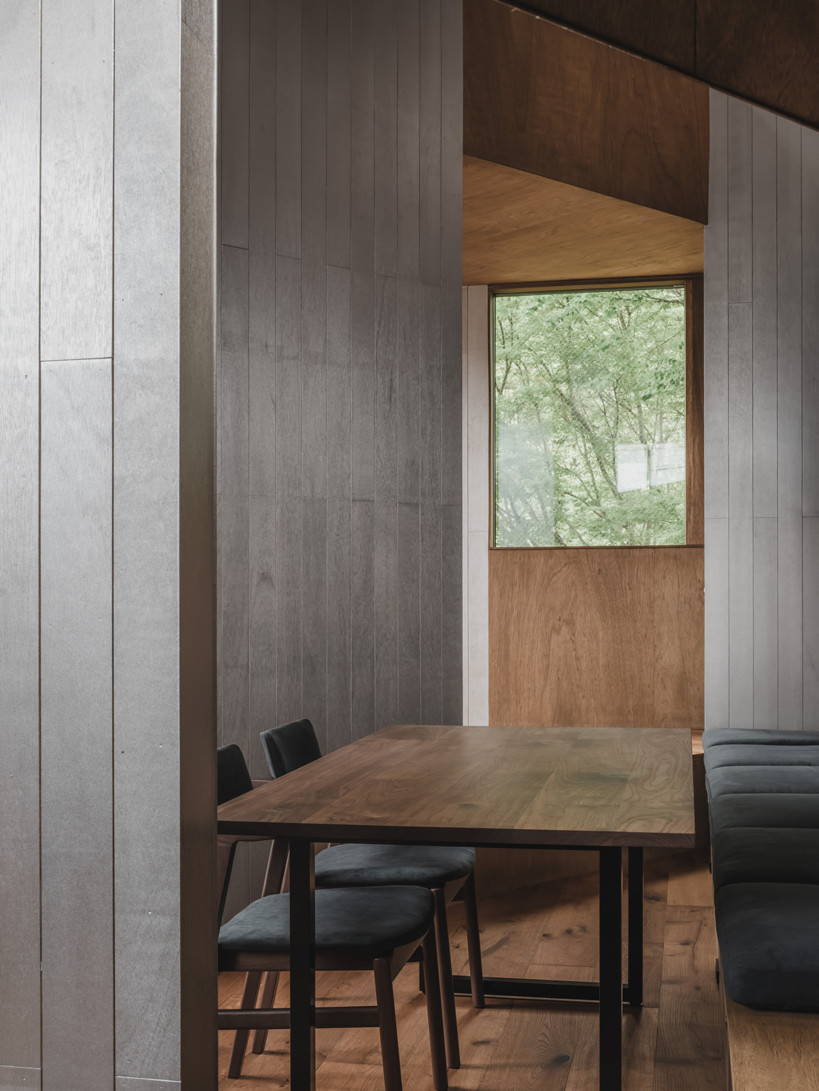 IGArchitects builds tokyo house from field of structural timber walls - 11