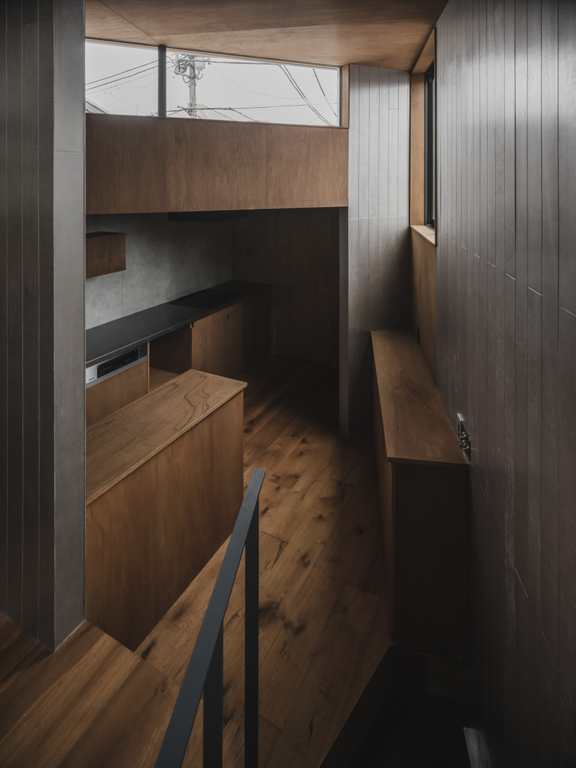 IGArchitects builds tokyo house from field of structural timber walls - 7