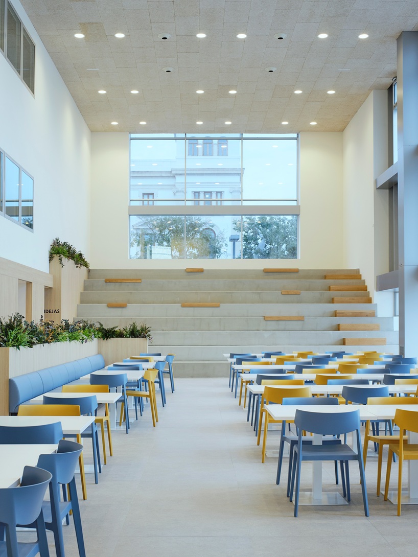 erre completes the marina de empresas campus with a third building facing the sea 6