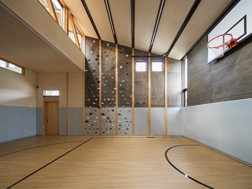 wood-framed family home in osaka revolves around flexible open sports space - 6
