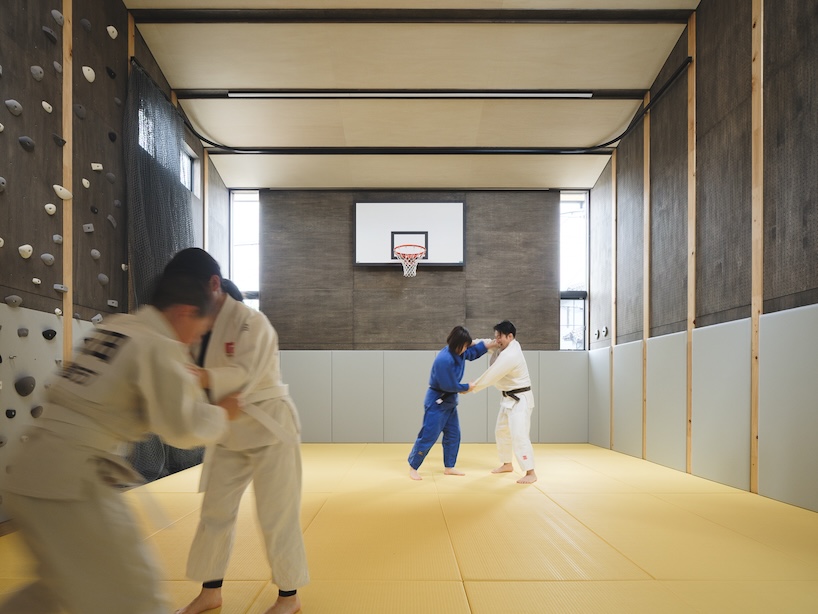 wood-framed family home in osaka revolves around flexible open sports space - 7