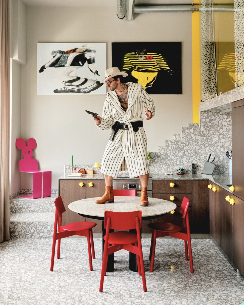 oversized flowers, terrazzo, and pop references ornament zyva studio’s paris showroom - 12