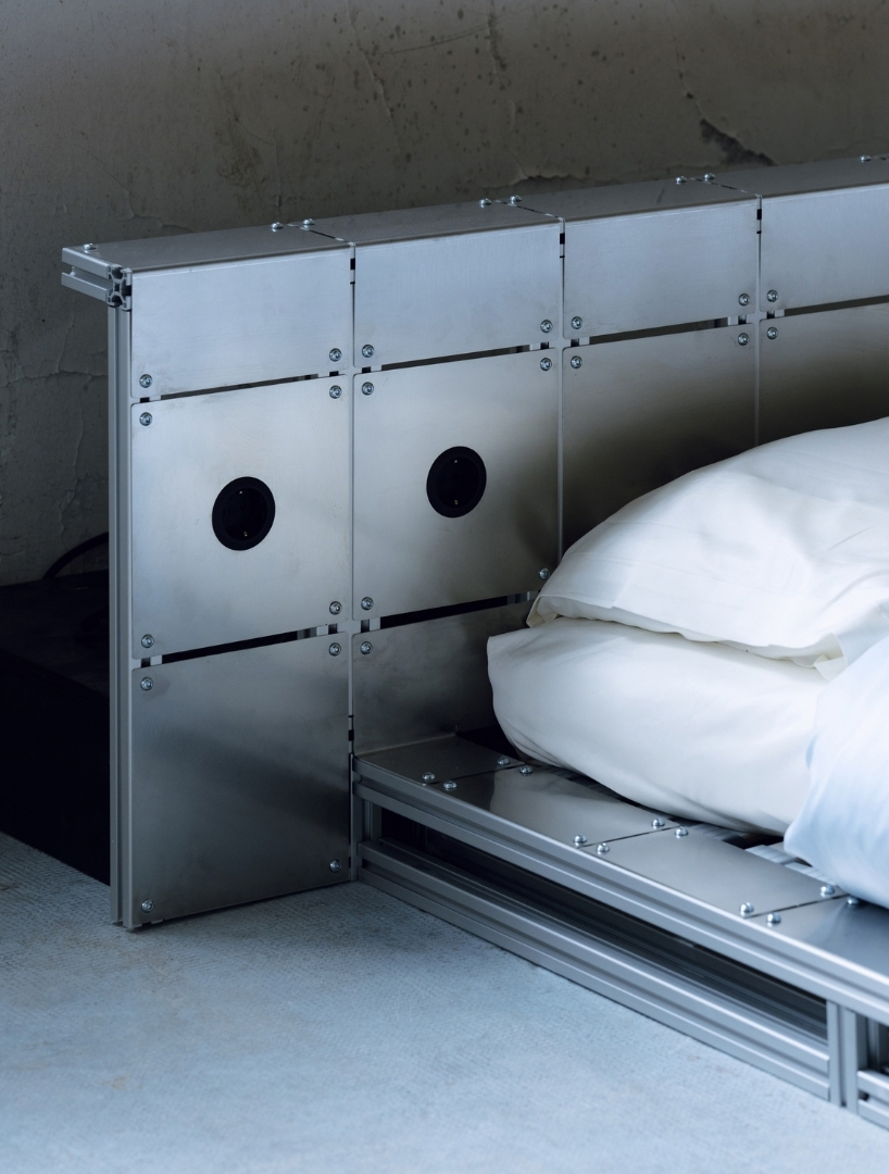 rik frans jansens architectural bed dressed by brut studios at paris design week 3