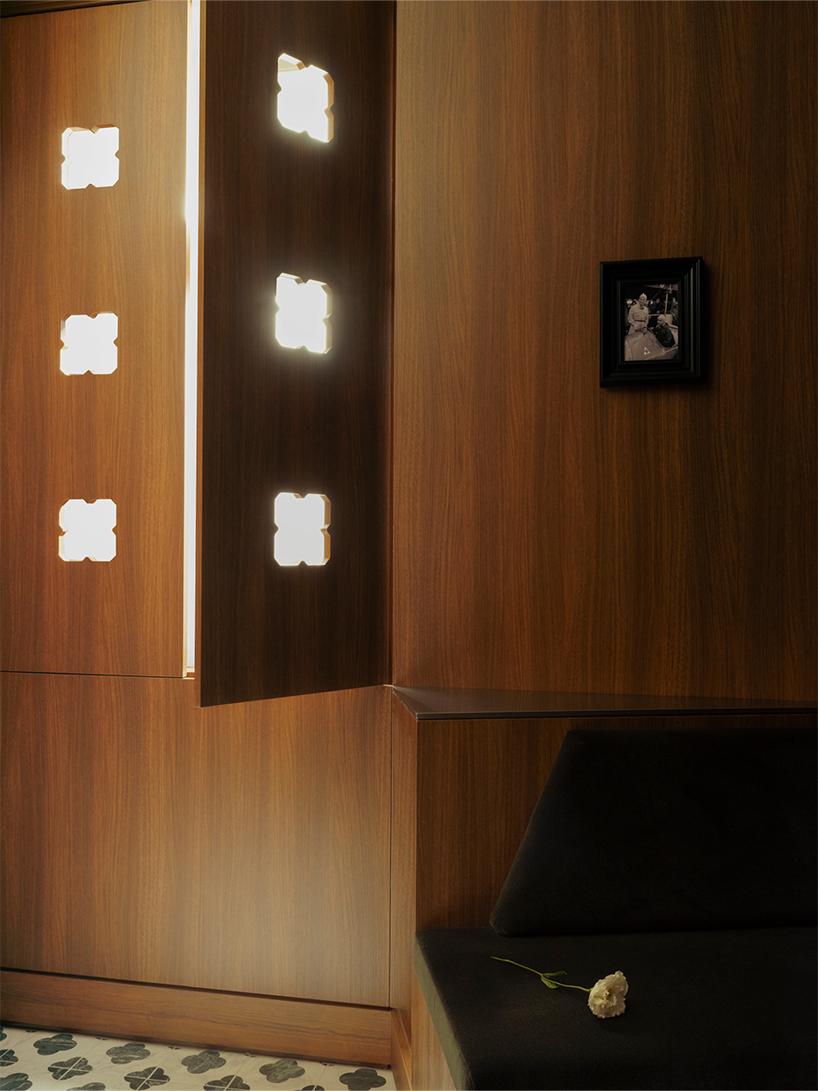 dark wood and deep green turn alfa romeo’s iconic design into caffè fortuna in taipei - 6