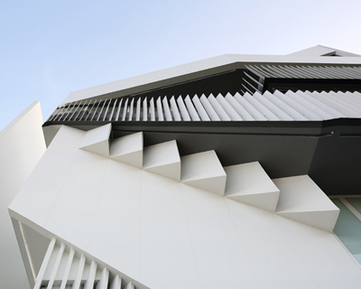 interflow house - an interlocking system by id-ea