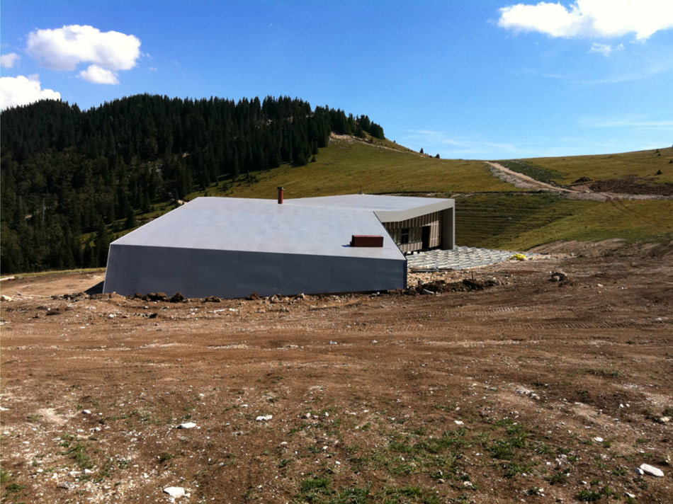3LHD architects: restaurant vidikovac at ski center radusa