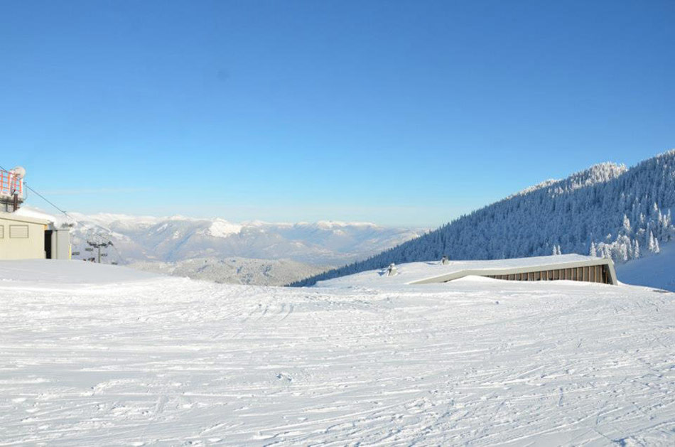 3LHD architects: restaurant vidikovac at ski center radusa