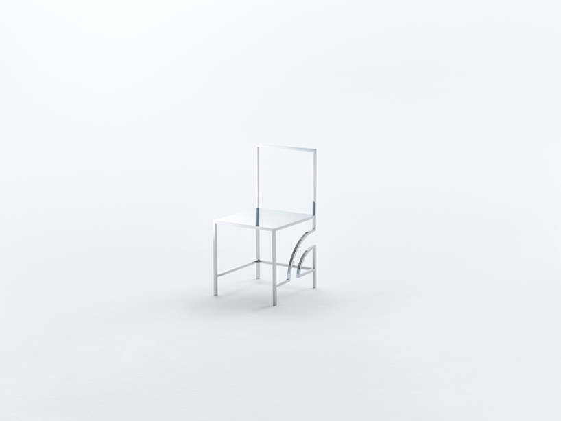 50_manga_chairs05_kenichi_sonehara_designboom