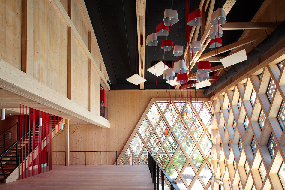 A+ architecture: jean-claude carriere theatre