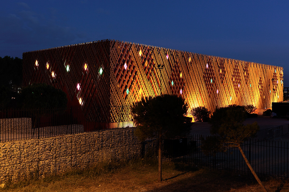 A+ architecture: jean-claude carriere theatre