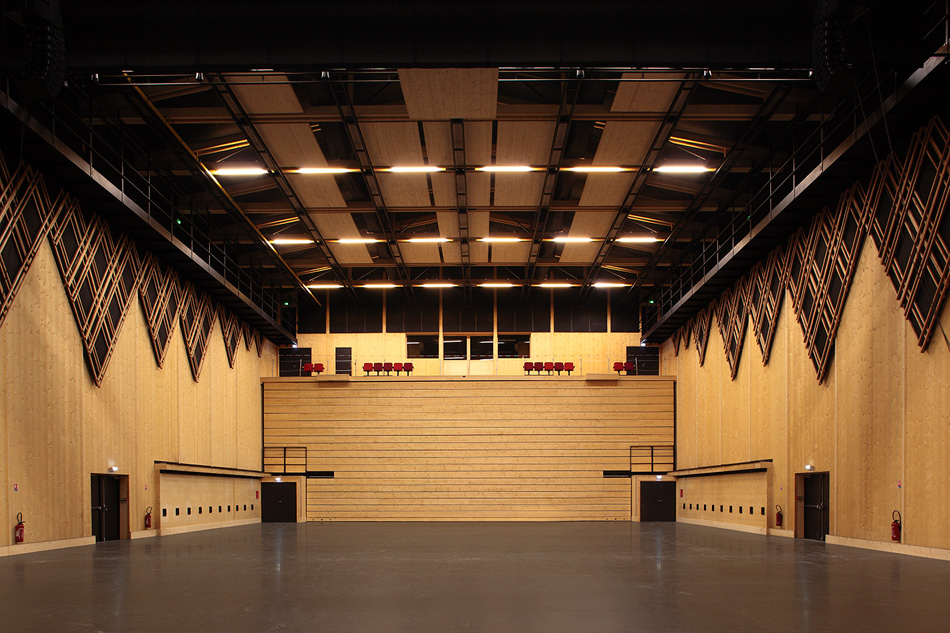 A+ architecture: jean-claude carriere theatre