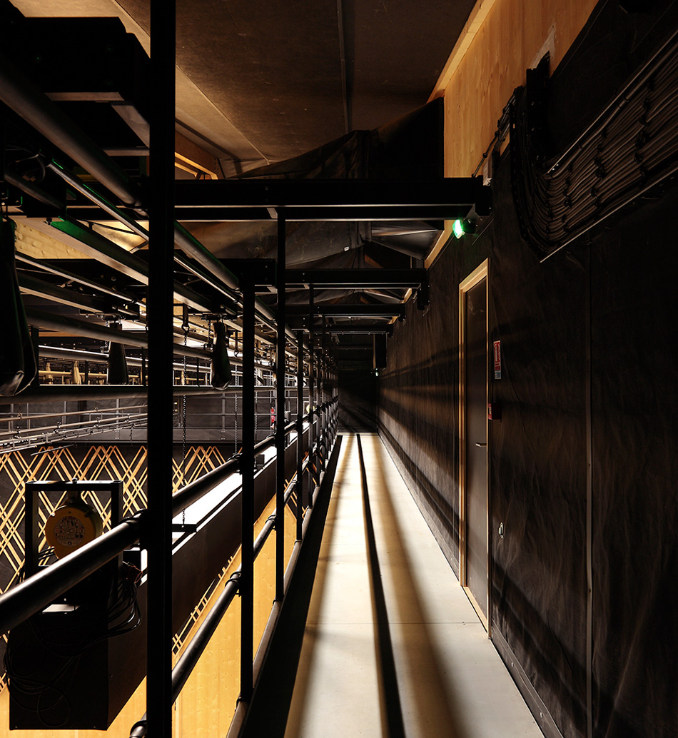 A+ architecture: jean-claude carriere theatre