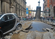 #L1FE submarine emerges in the center of milan