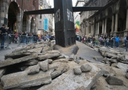 #L1FE submarine emerges in the center of milan