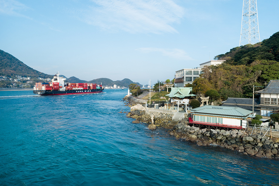 ABOUT mekari shrine fukuoka japan designboom