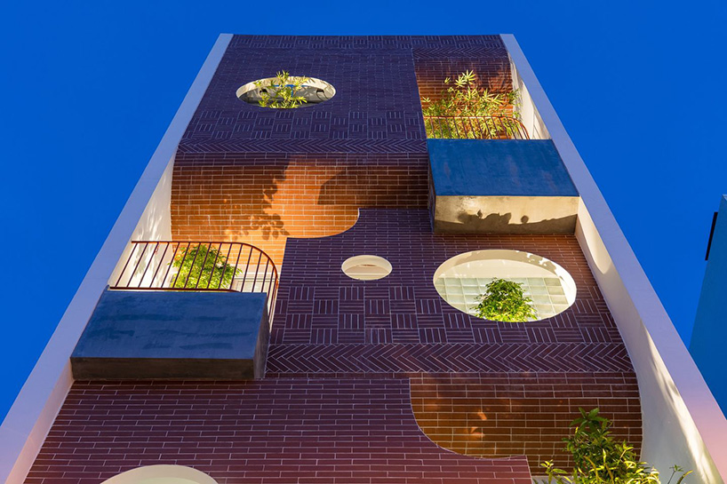 arches-round-openings-blank-spaces-ad9-architects-vietnamese-house-designboom-1
