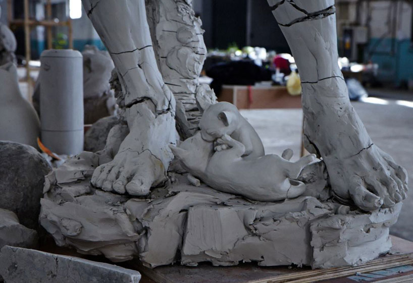 adrian-villar-rojas-exhibit-opens-serpentine-sackler-gallery-designboom-09