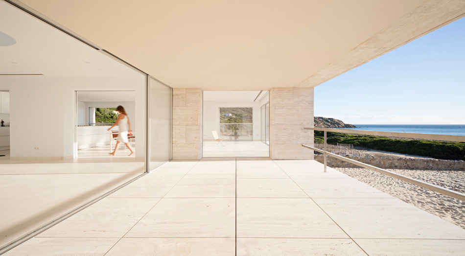 alberto campo baeza house of the infinite designboom