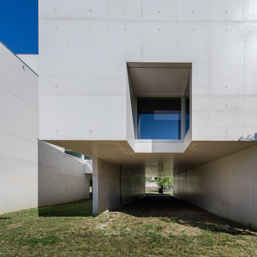 álvaro siza completes nadir afonso foundation in portugal