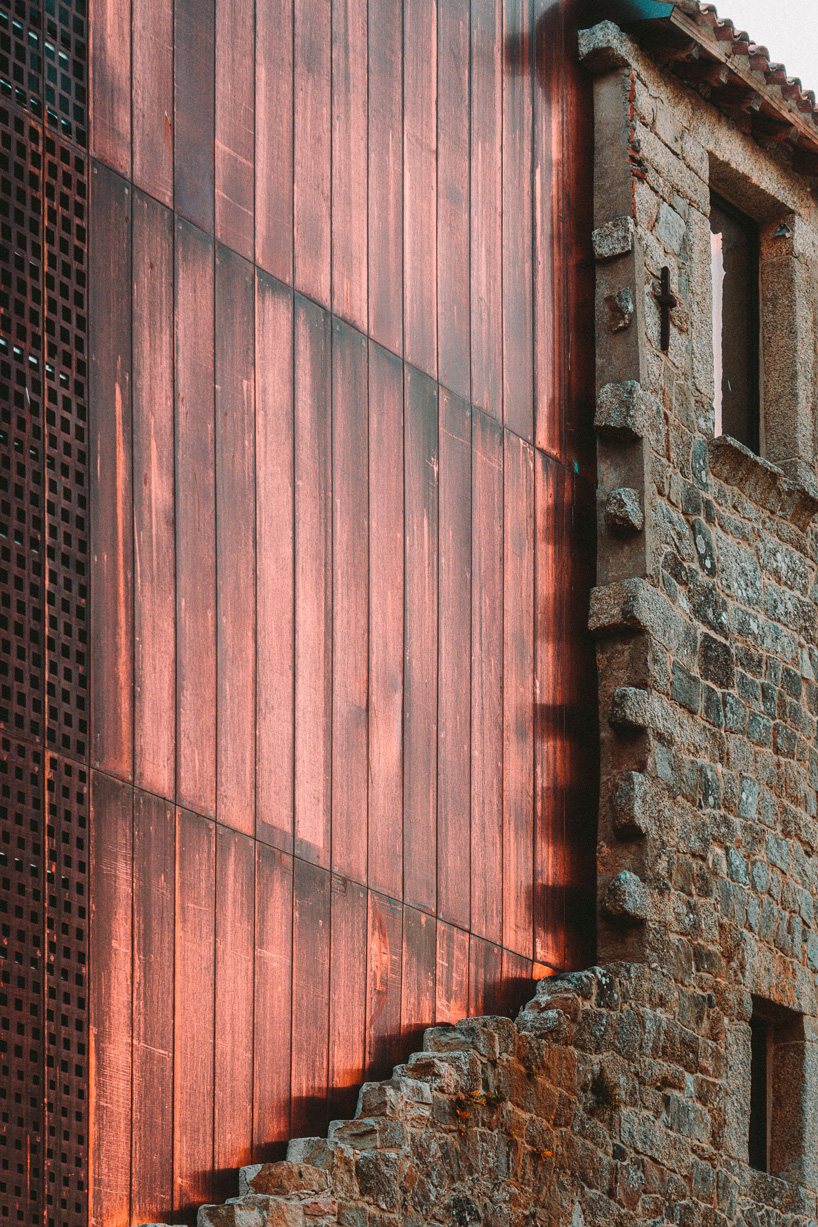 amelia-tavella-copper-clad-extension-convent-corsica-designboom-24