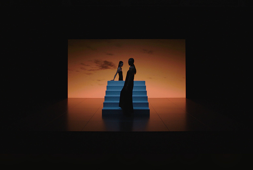 amo-lights-up-emblematic-milanese-gallerie-bulgari-fine-jewelry-show-designboom-11