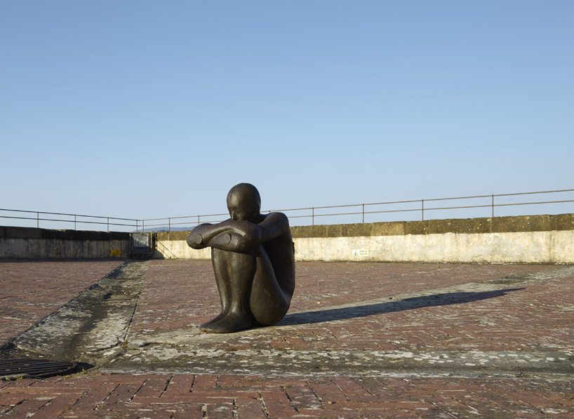antony gormley sets more than 100 human figures overlooking florence
