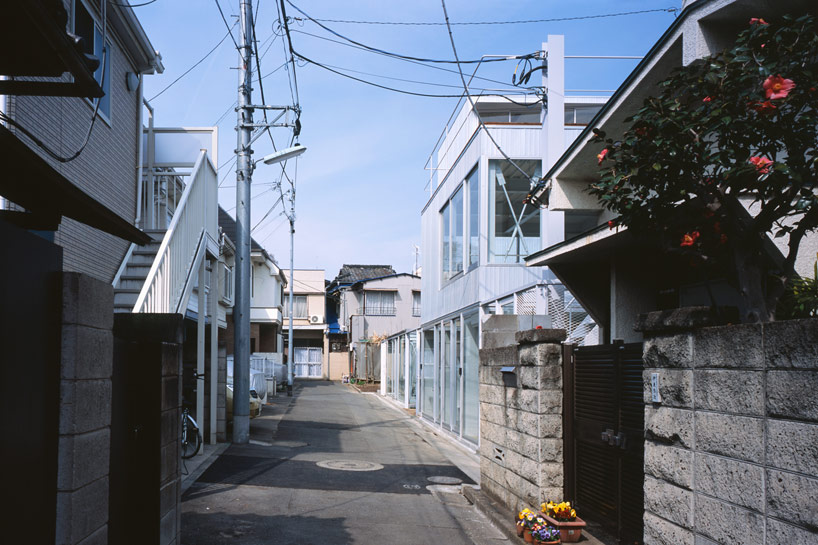 apartment in kamitakada resists tokyo density