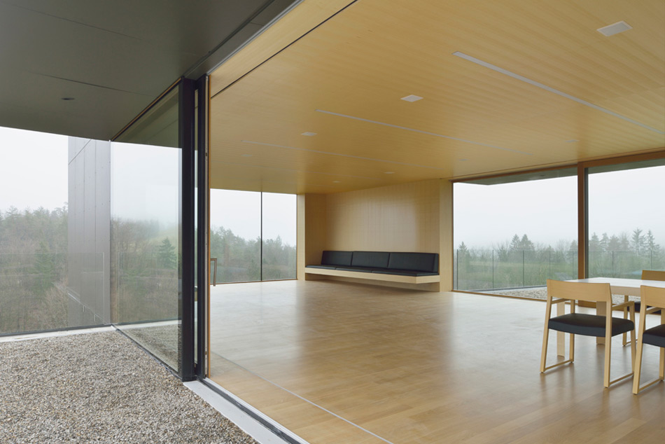 architektura d.o.o. the black barn designboom