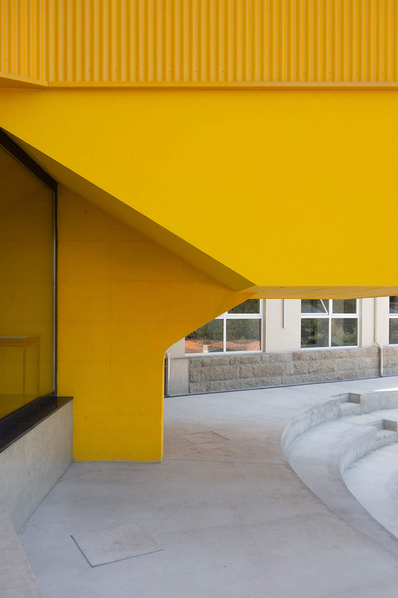 aurora arquitectos ARTAVE CCM music school portugal designboom
