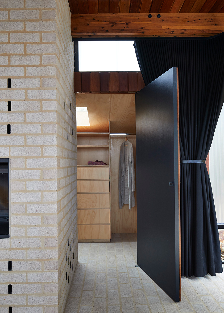 austin maynard architects dorman house lorne victoria australia designboom