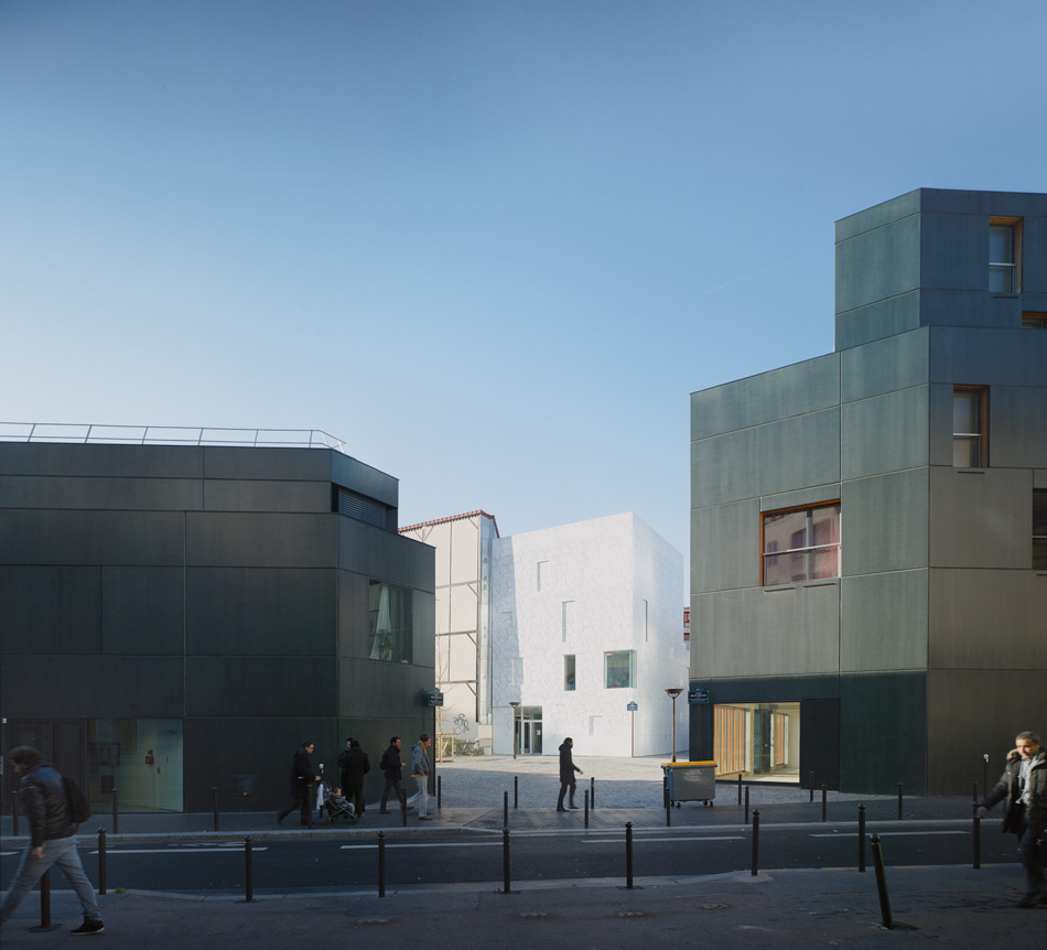 avenier & cornejo architectes creche des orteaux kindergarten nursery paris designboom