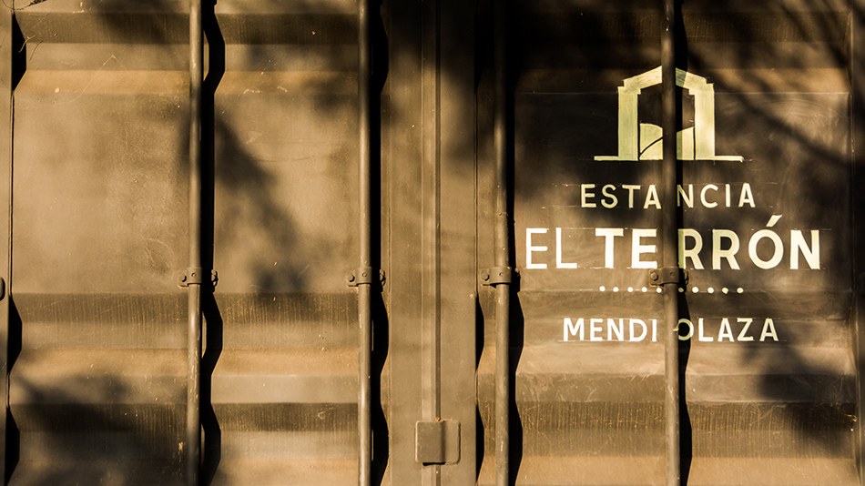 BAP arquitectura shipping container cordoba argentina designboom