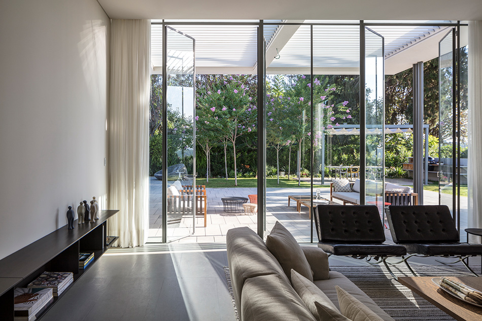 baranowitz kronenberg villa veiman tel aviv designboom