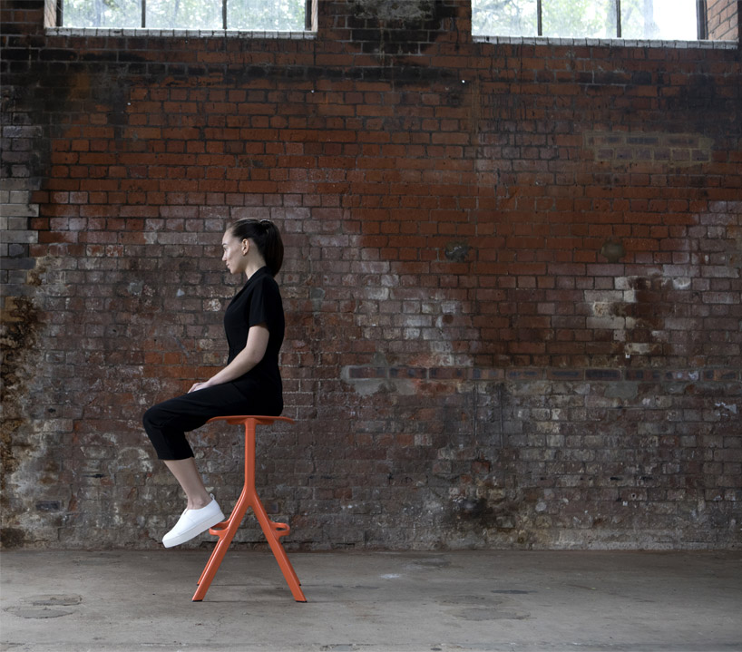 benjamin-hubert-layer-axyl-chair-designboomg10