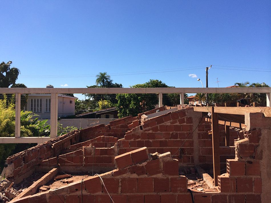 bloco arquitetos casa grid house brasilia designboom