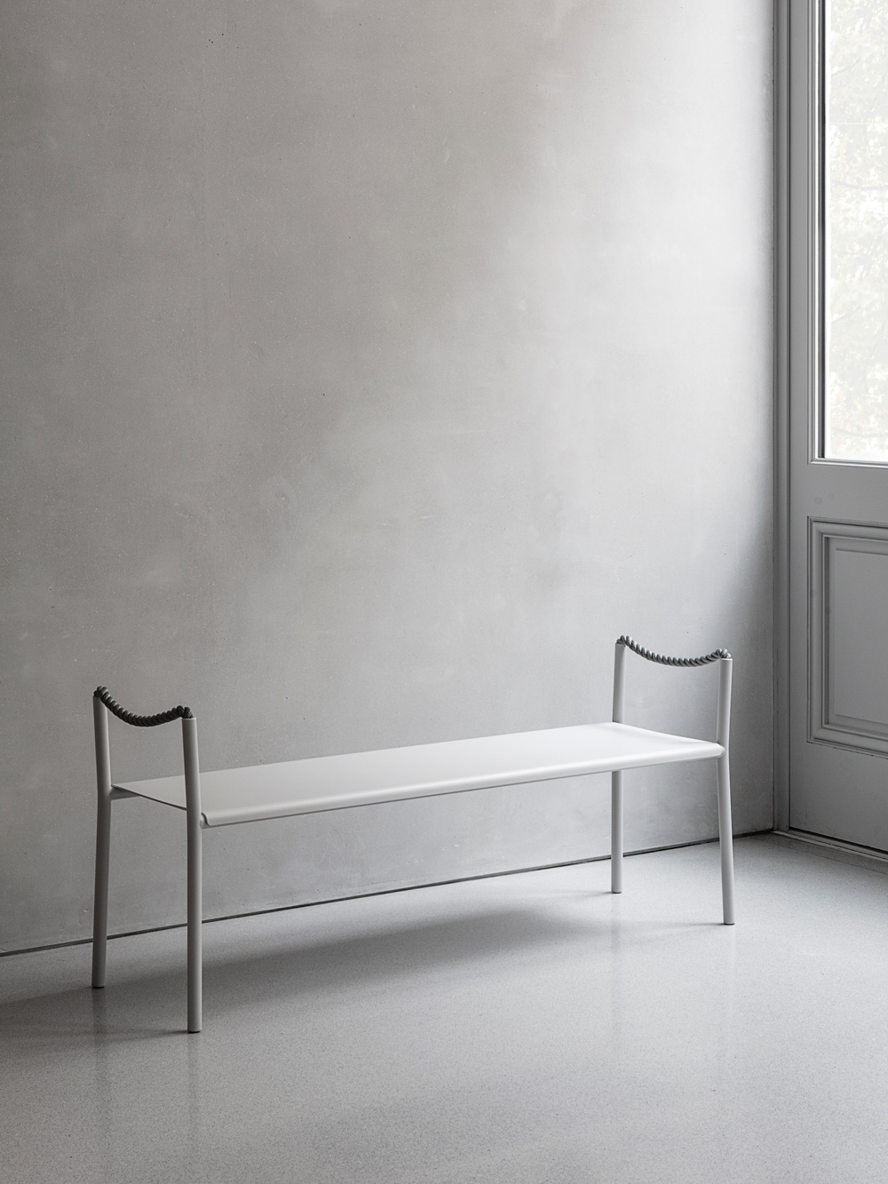 ronan-and-erwan-bouroullec-public-square-and-furnishings-bourse-de-commerce-pinault-collection-museum-paris-designboom-f