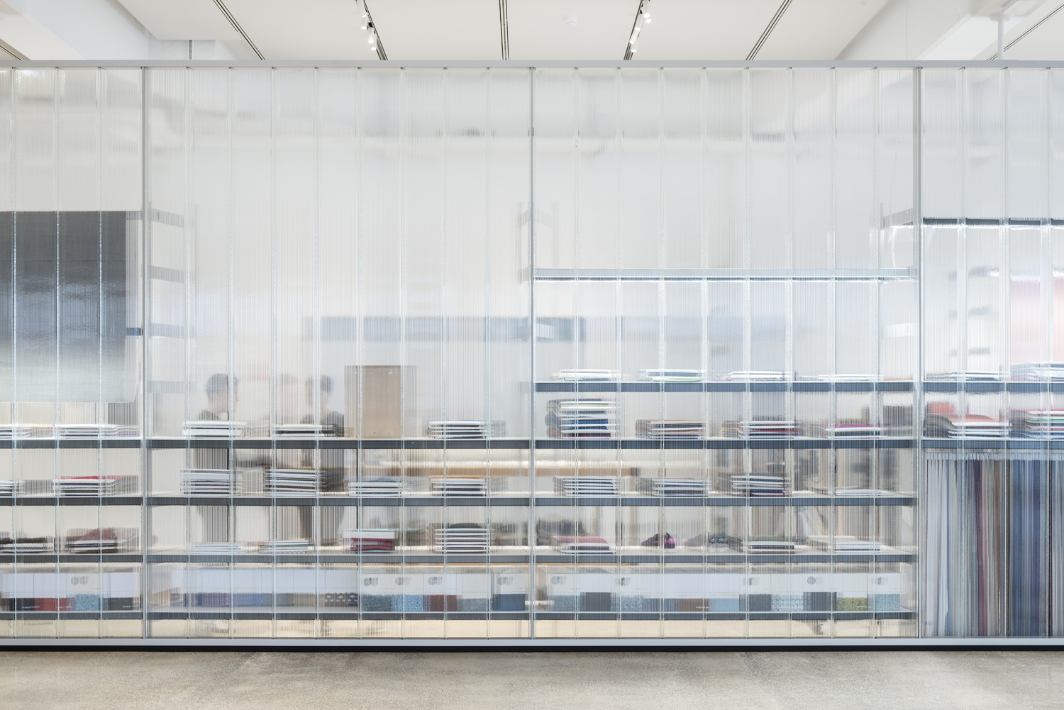 ronan-and-erwan-bouroullec-kvadrat-showroom-copenhagen-fabric-designboom-14