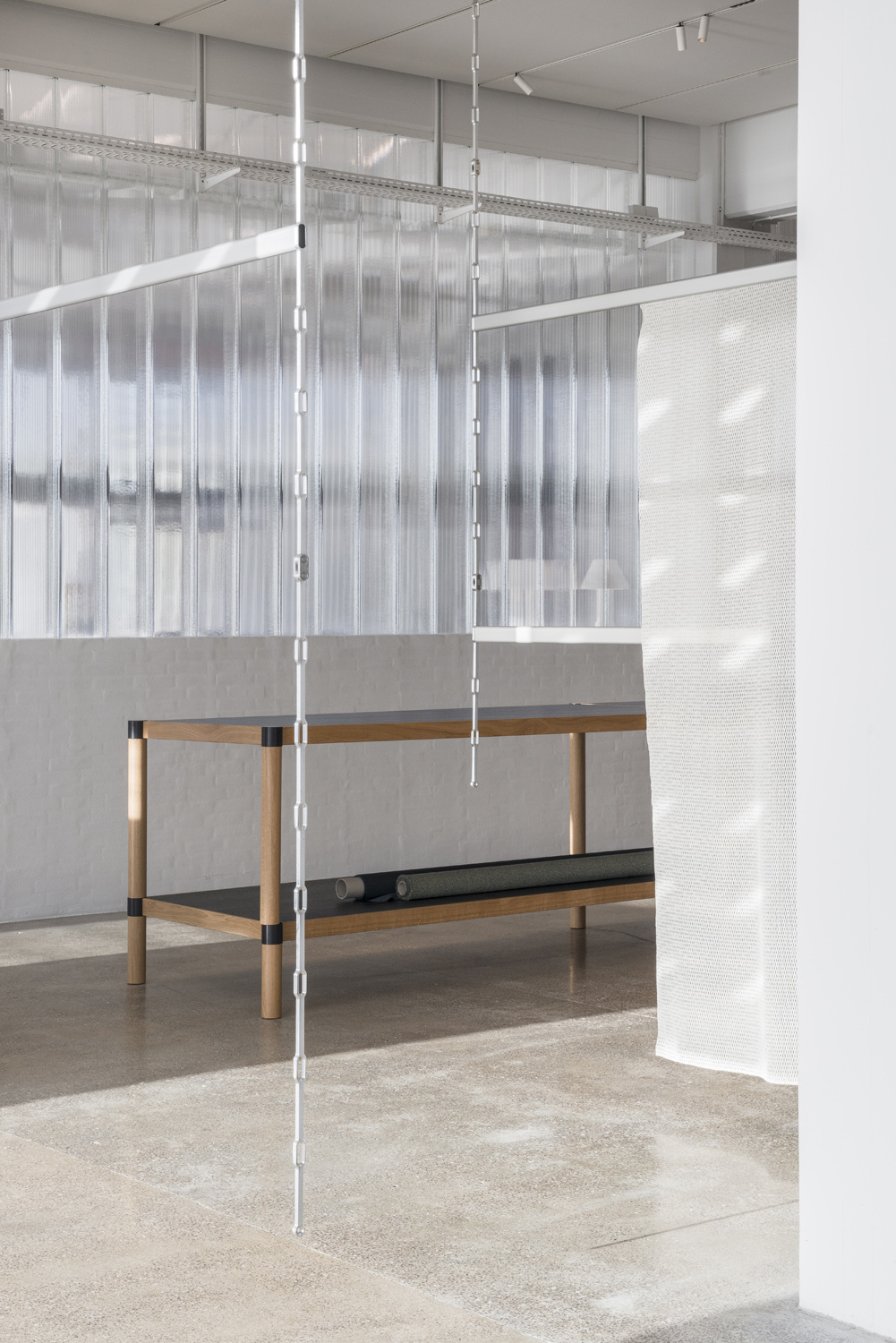 ronan-and-erwan-bouroullec-kvadrat-showroom-copenhagen-fabric-designboom-20