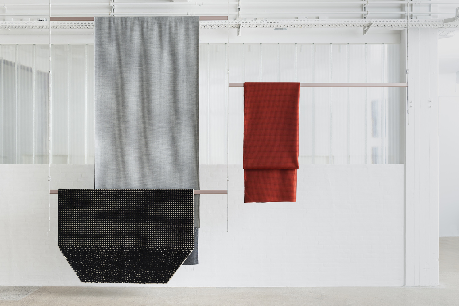 ronan-and-erwan-bouroullec-kvadrat-showroom-copenhagen-fabric-designboom-5