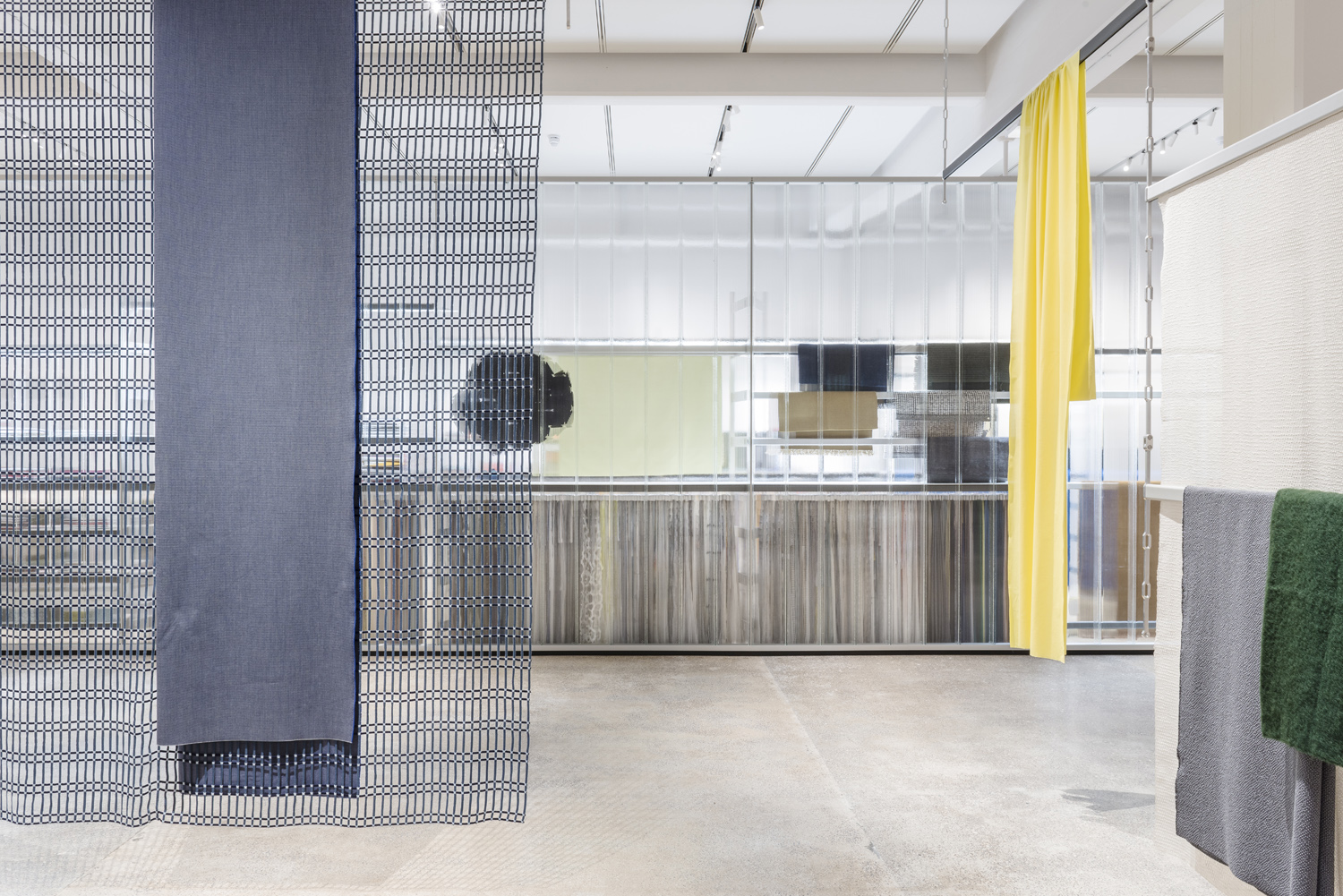 ronan-and-erwan-bouroullec-kvadrat-showroom-copenhagen-fabric-designboom-7