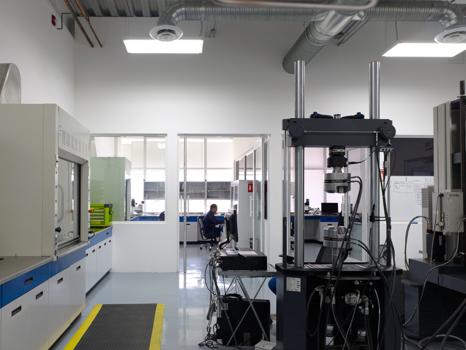 brooks + scarpa: metalsa center for manufacturing innovation