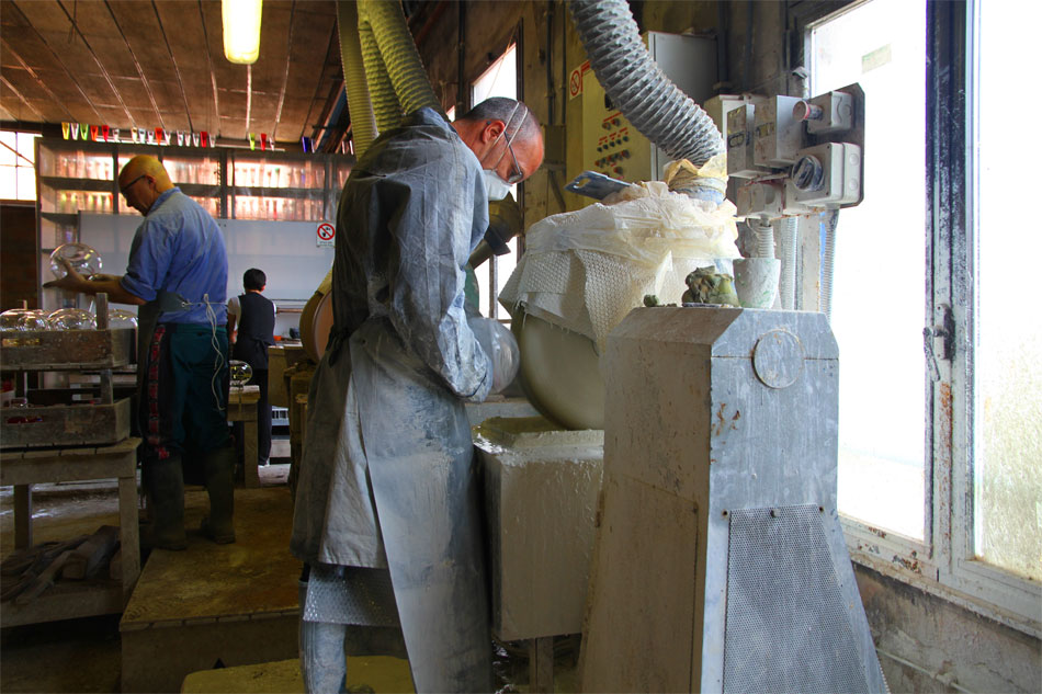 carlo moretti glassblowing factory visit