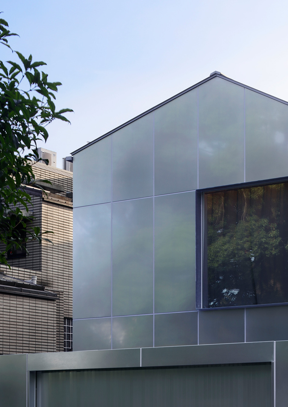 CASE-REAL house in higashi-gotanda tokyo japan designboom