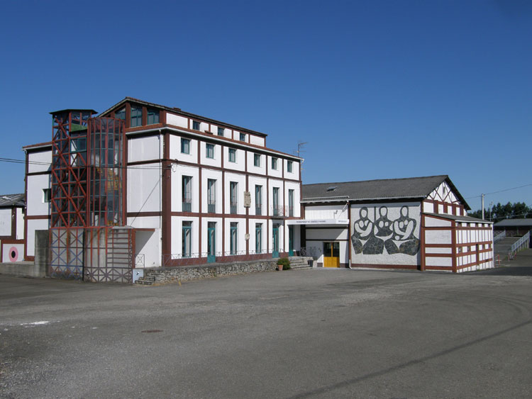 ceramic lampara by luis ramirez (dekuba) 