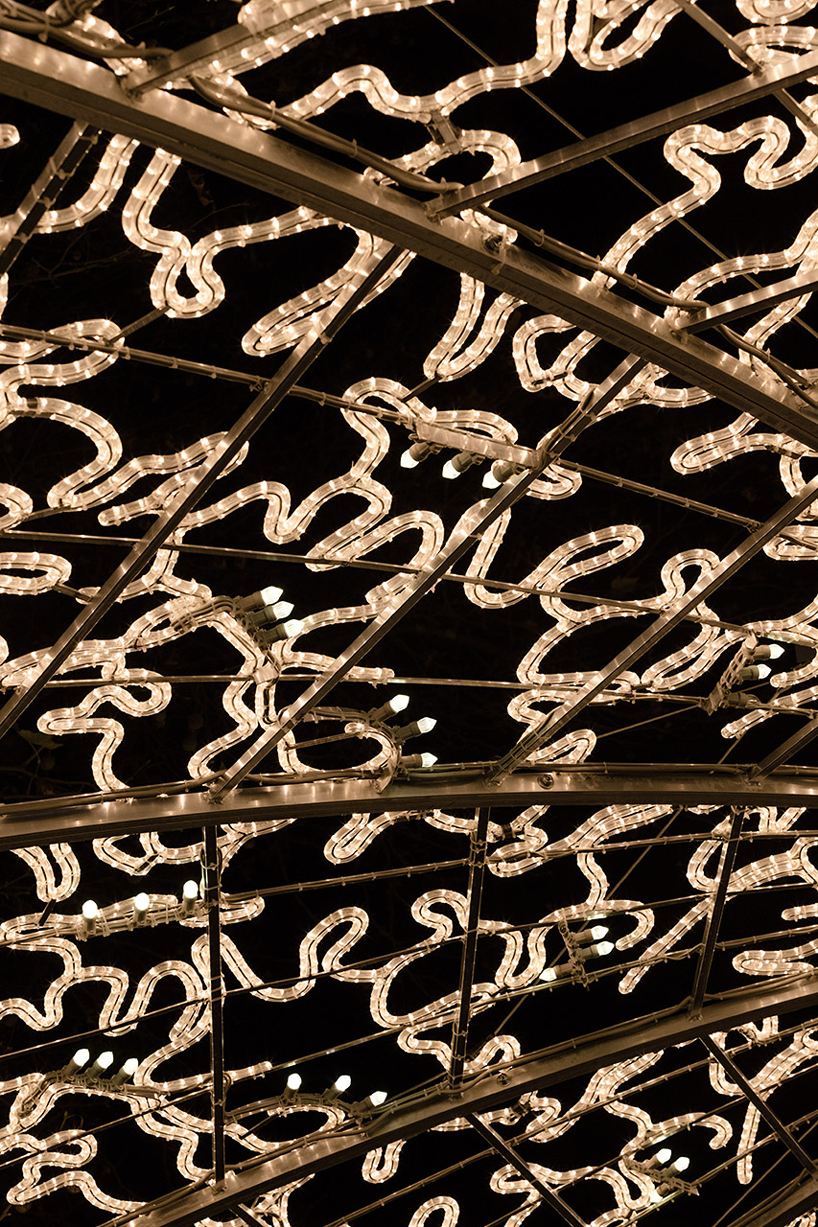 christmas-lights-in-berlin-designboom-07