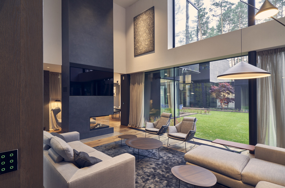 circle-wood-house-przemyslaw-olczyk-mobius-architekci-poland-designboom-d