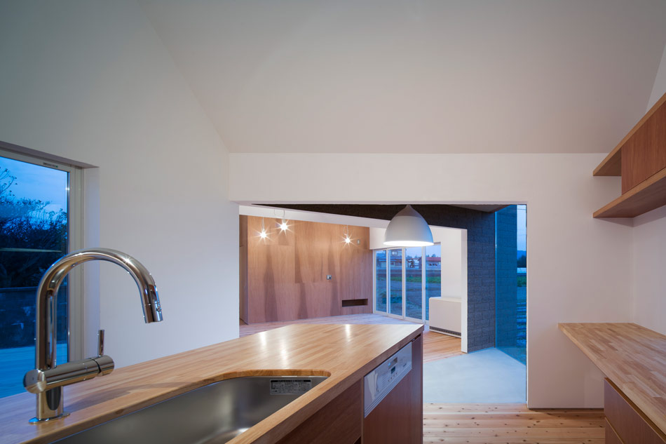 container design house of awa-cho